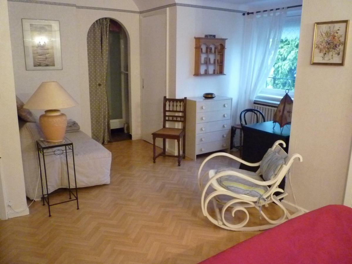 Au Vieux Cedre Bed and Breakfast Mouvaux Εξωτερικό φωτογραφία